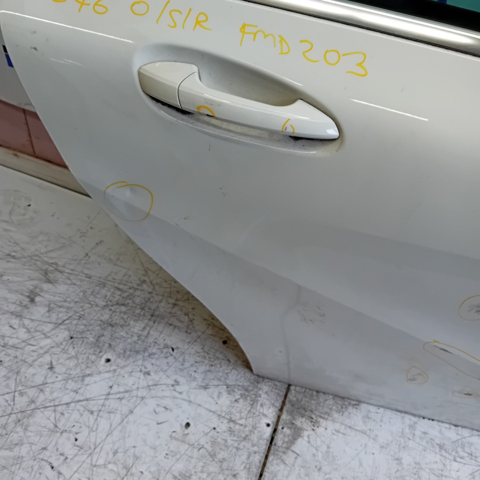 MERCEDES BENZ B-CLASS W246 DRIVER REAR DOOR OSR WHITE 2012-19  COMPLETE FMD203