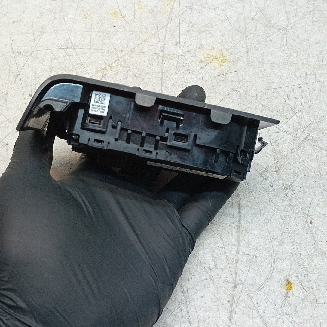 MERCEDES W205 C-CLASS WINDOW SWITCH BLOCK FRONT DOOR RIGHT A2059057011 FM001512