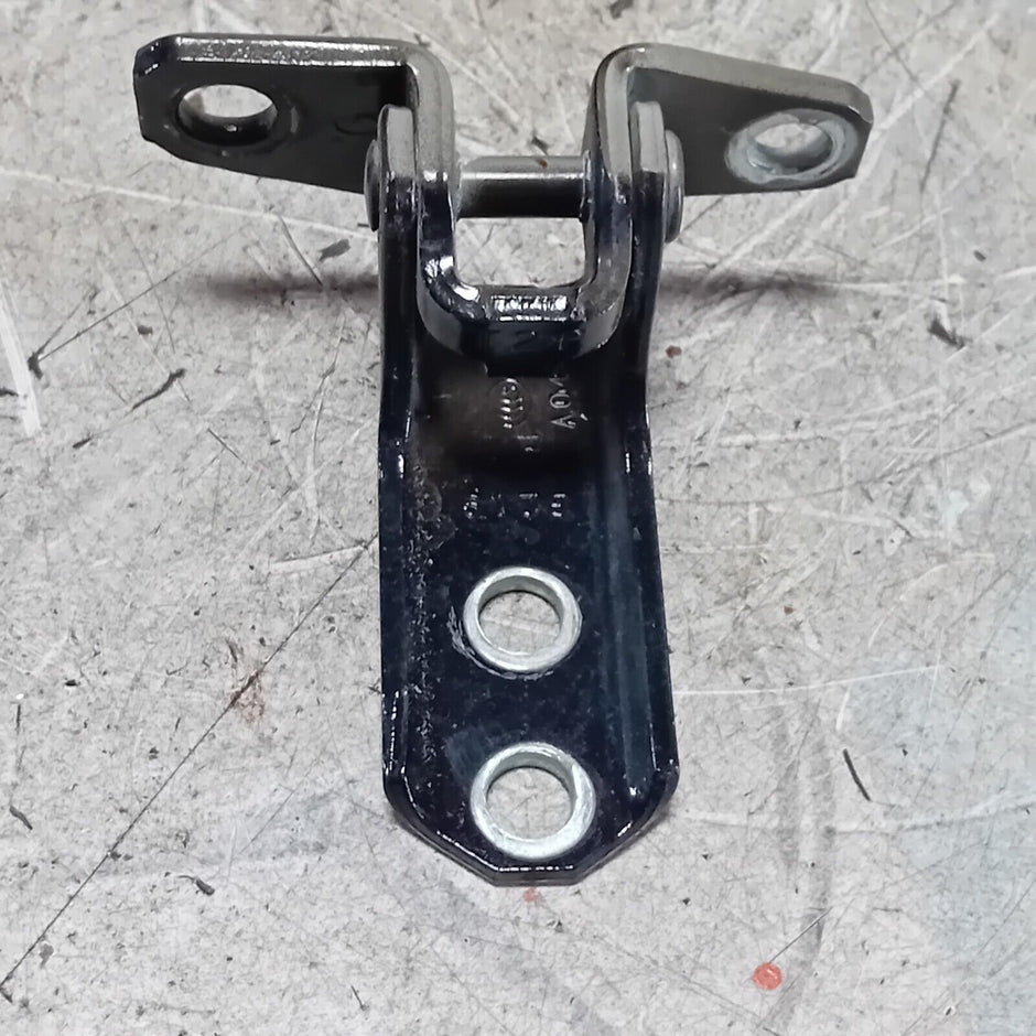 MITSUBISHI OUTLANDER 2014 RIGHT FRONT DOOR LOWER HINGE A046834