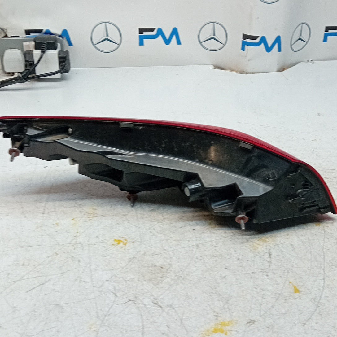 MERCEDES CLA W118 DRIVER SIDE RIGHT OS REAR TAIL LIGHT A1189063801 FMT226