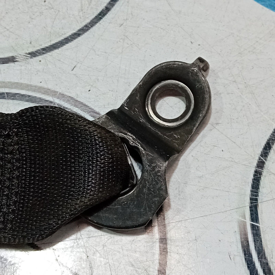 MERCEDES E CLASS SEAT BELT FRONT LEFT PASSENGER SIDE NEARSIDE W212 2009/2016