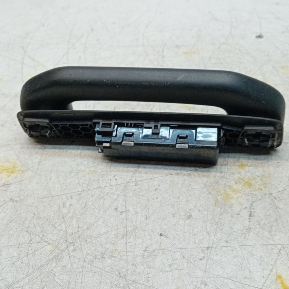 MERCEDES BENZ C-CLASS W206 LEFT PASSENGER ROOF HANDLE A2069067000 BLACK FM001453