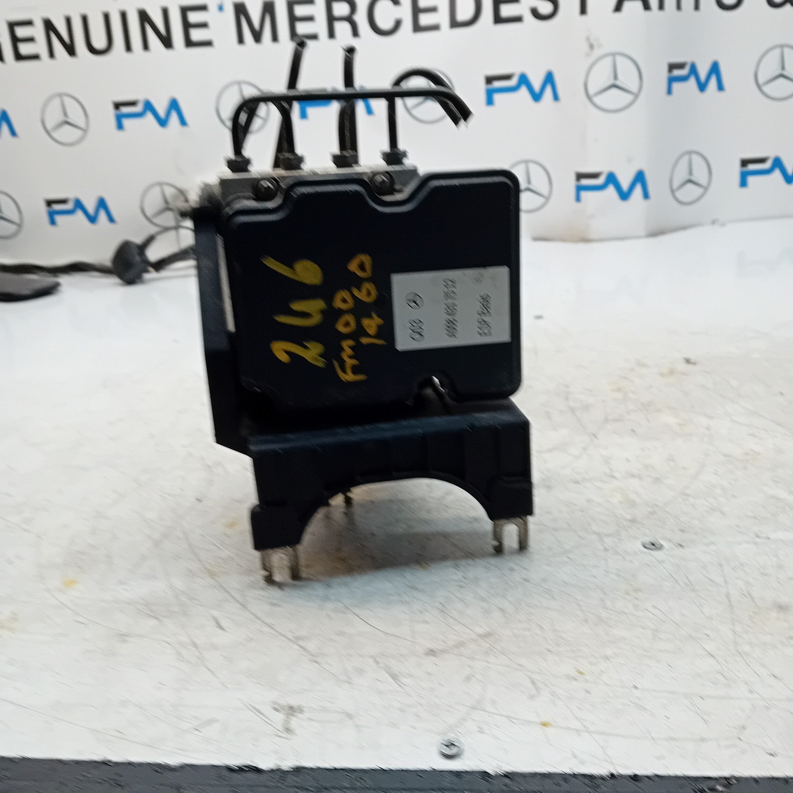 MERCEDES BENZ B-CLASS W246 ABS PUMP CONTROL MODULE UNIT A0084317512 FM001460