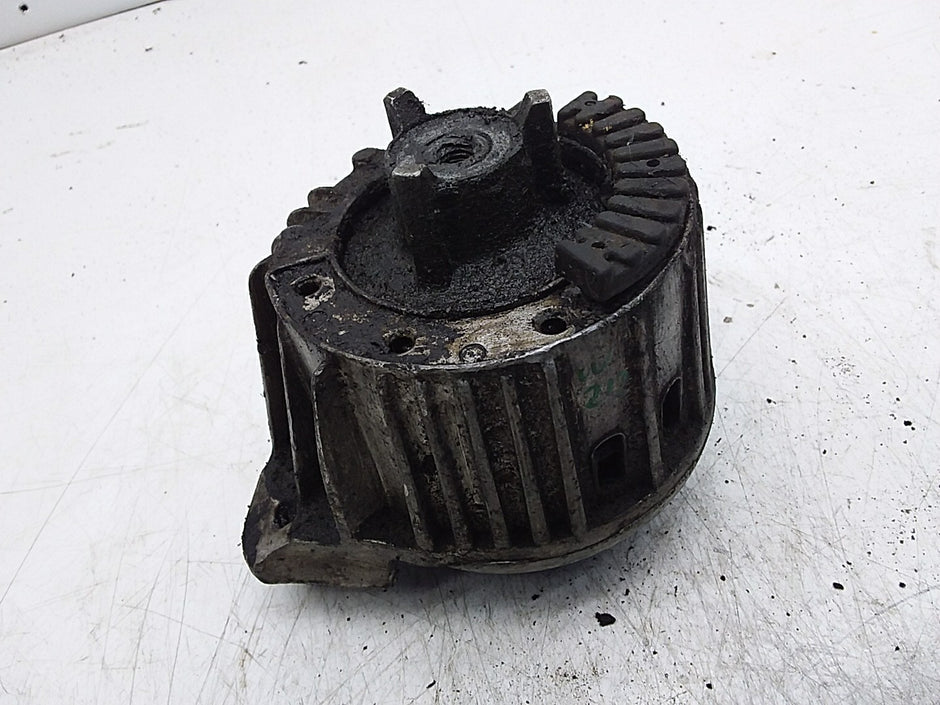MERCEDES BENZ  E-CLASS  W212  ENGINE MOUNT LEFT NS A2122406317 FMR360