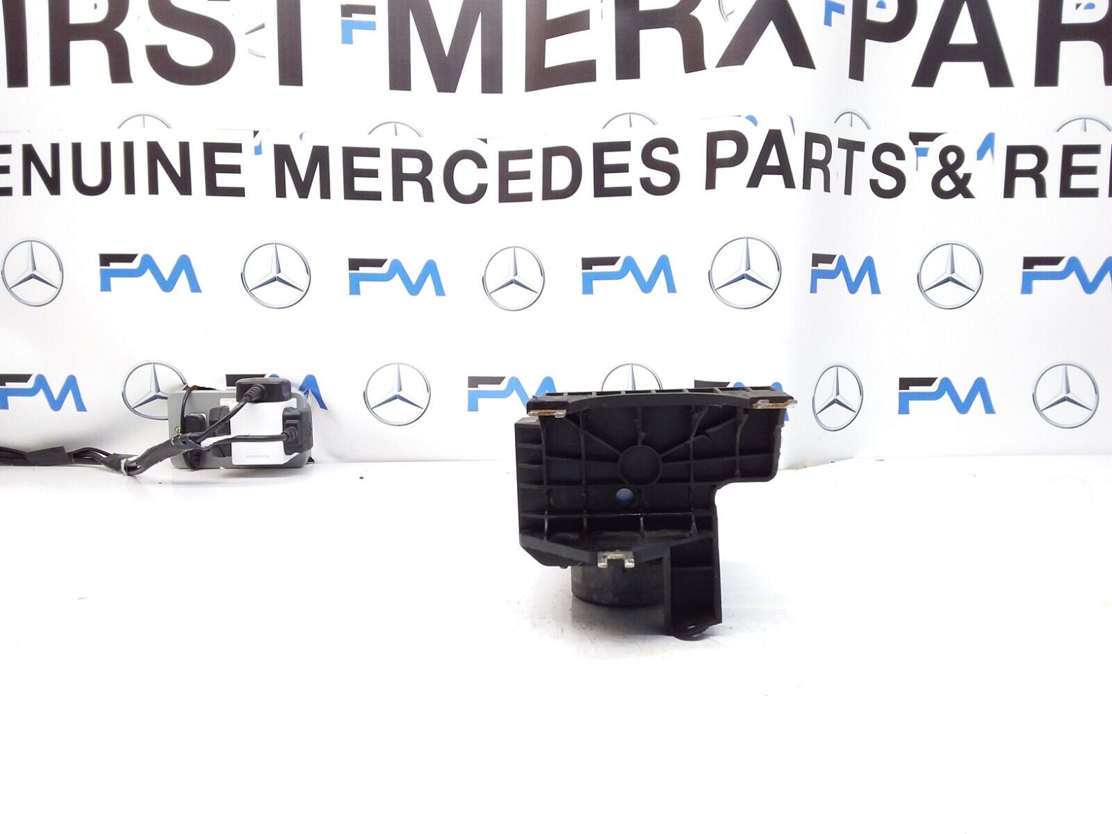 MERCEDES CLA W246 ABS PUMP MODULE CONTROL UNIT A2464300210 FM00434