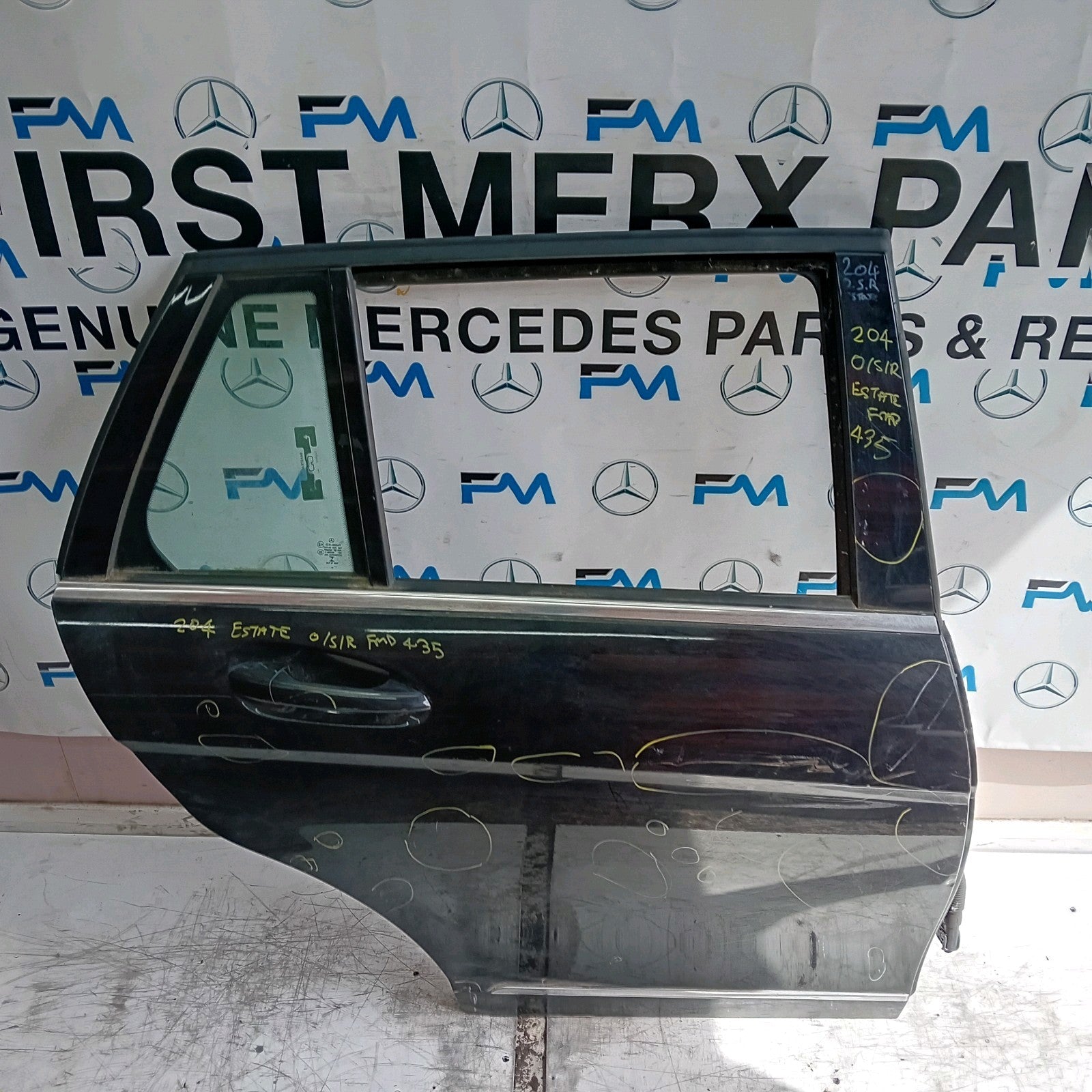 MERCEDES C-CLASS W204 EST DRIVER REAR DOOR OSR BLACK 2009-2014 FMD435