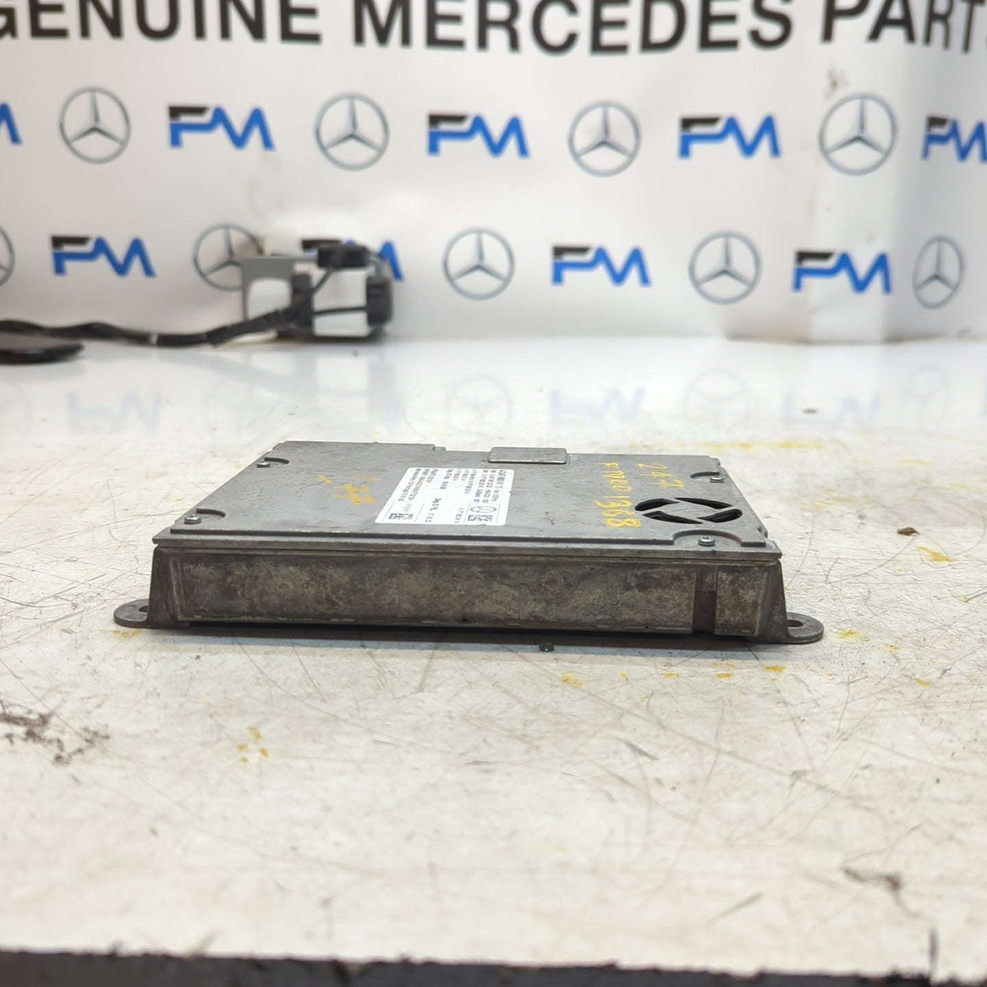 MERCEDES B-CLASS  INSTRUMENT CLUSTER CONTROL UNIT W247 A2479004111 FM001368