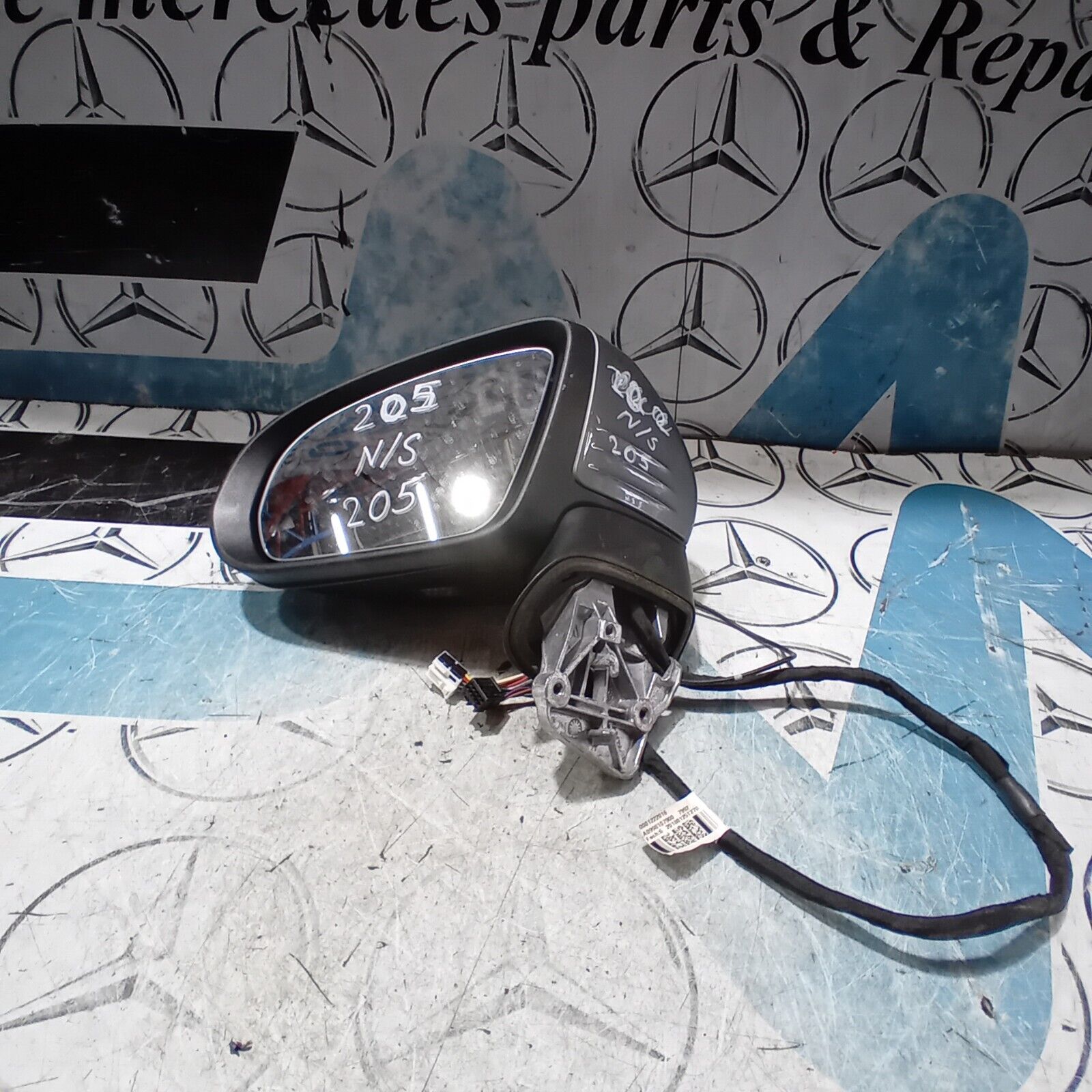 2015/2022 MERCEDES BENZ W205 WING MIRROR A2058102016 RIGHT SIDE