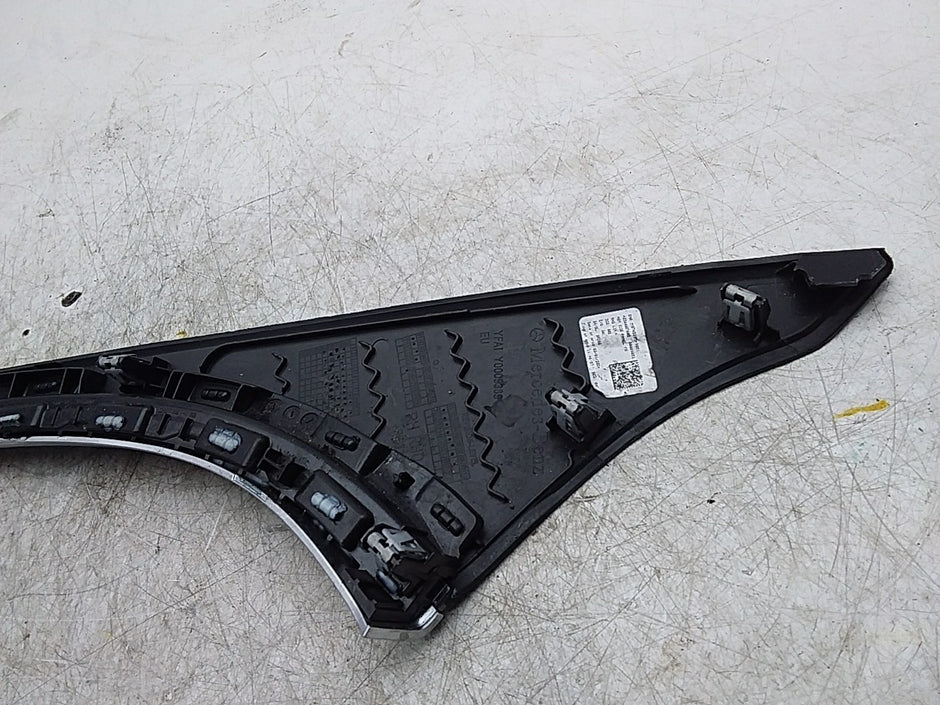 MERCEDES C-CLS W206 COVER TRIM DECOR CONSOLE A2366807802 FMR302
