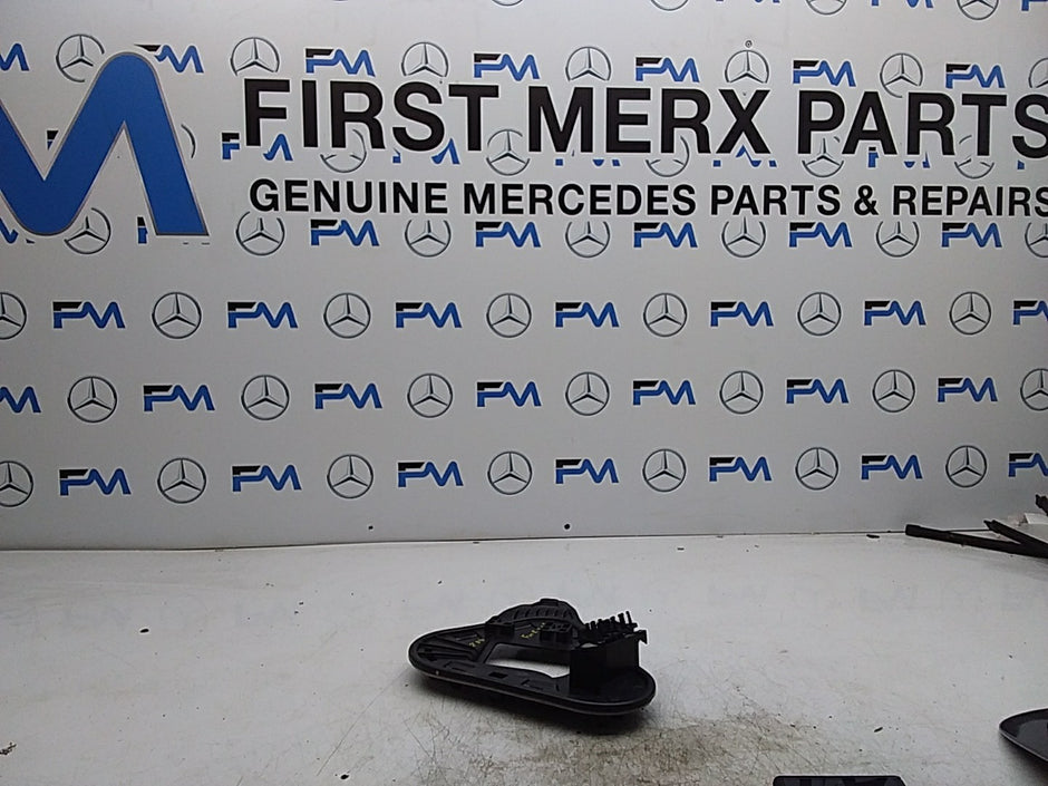 MERCEDES E-CLASS W238 INNER DOOR PANEL COVER FRONT RIGHT A2387205802 FMR206