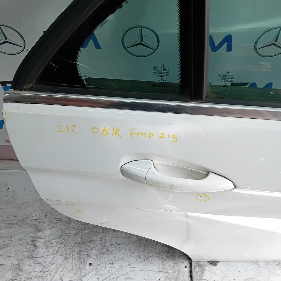 MERCEDES BENZ E-CLASS W212 DRIVER REAR DOOR OSR WHITE 2009-16 COMPLETE FMD215
