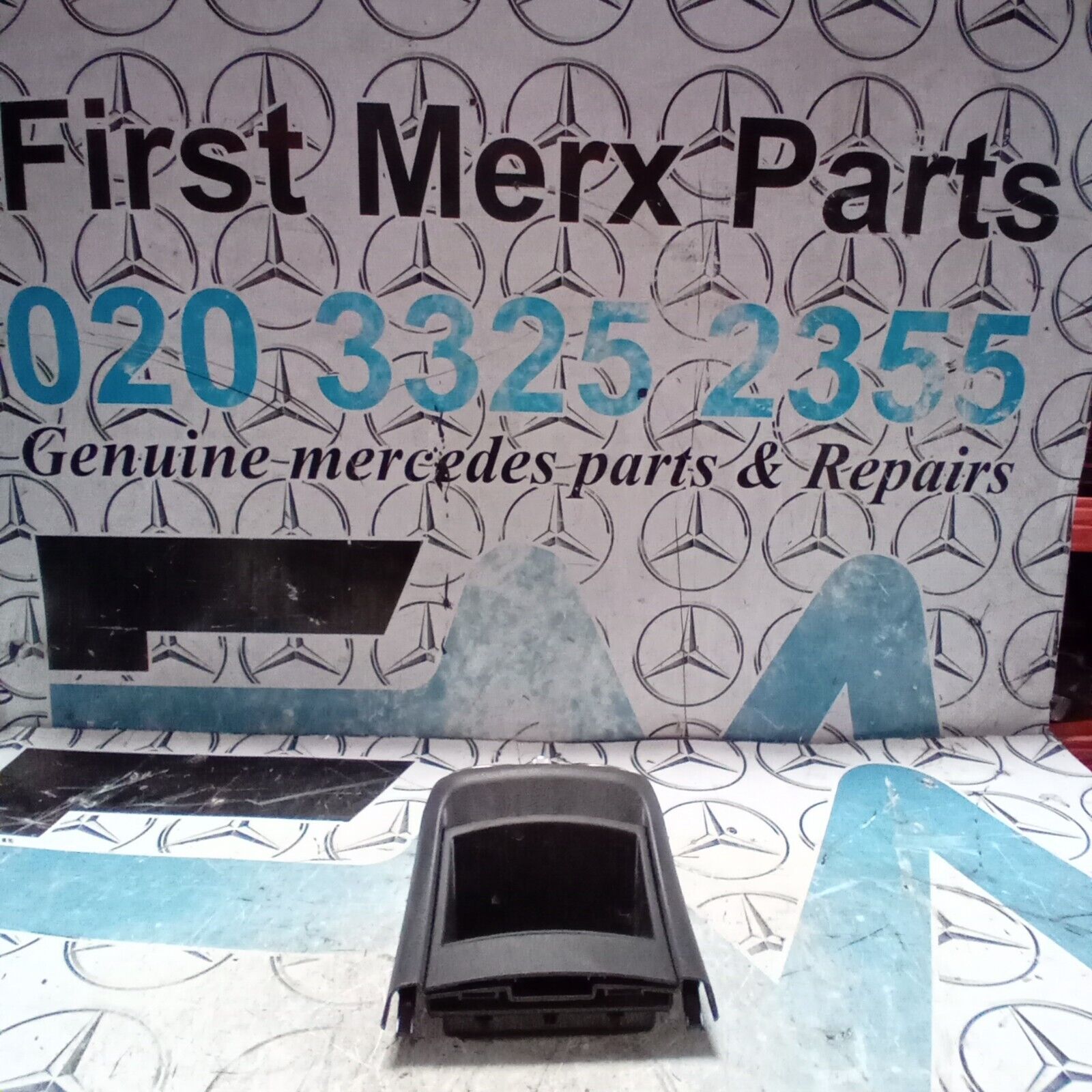 2016 MERCEDES C CLASS A205 W205 AMG REAR CENTRE CONSOLE AIR VENTS A2058300501