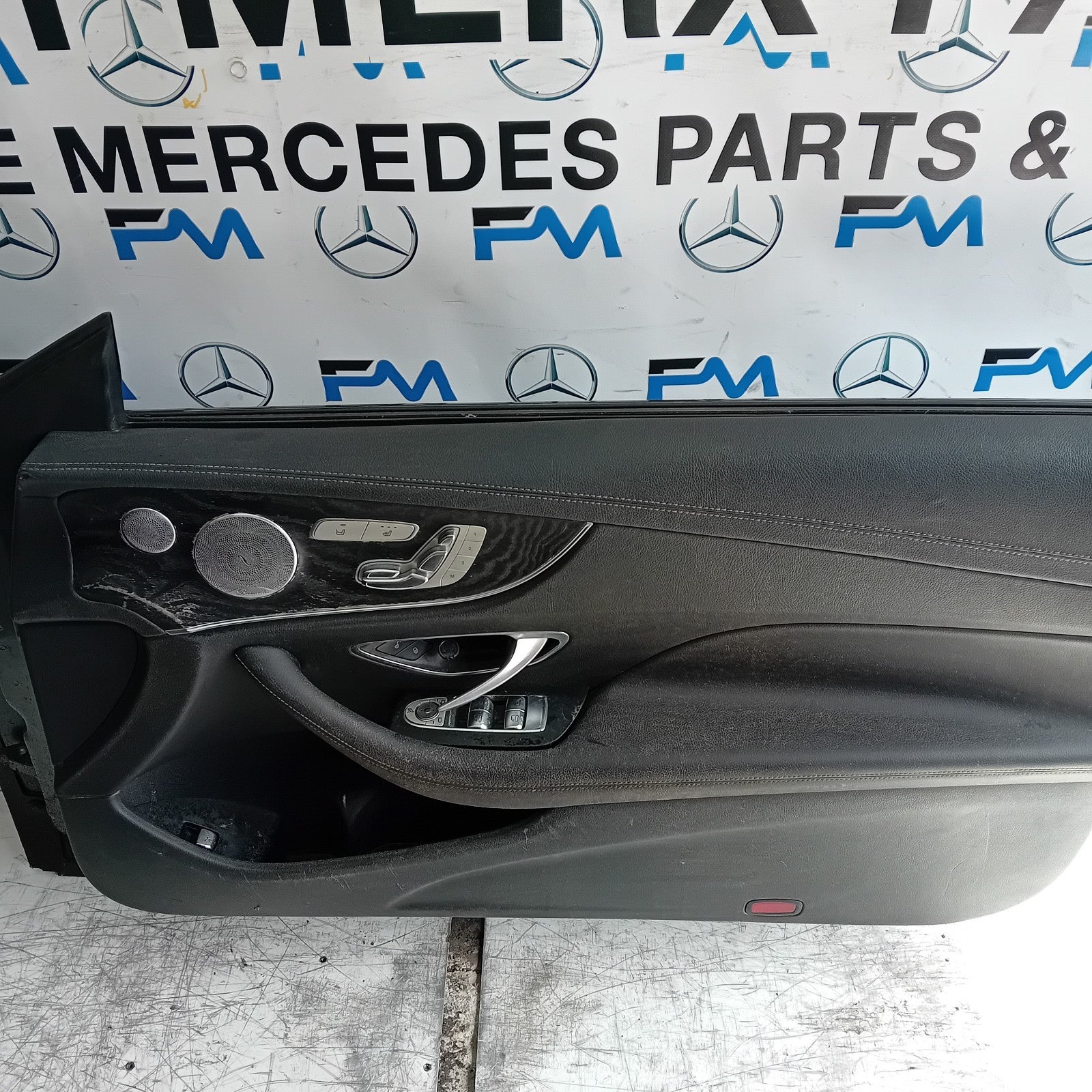 MERCEDES E-CLASS C238 CP DRIVER FRONT DOOR OSF 2016 ON GREY COMPLETE FMD405