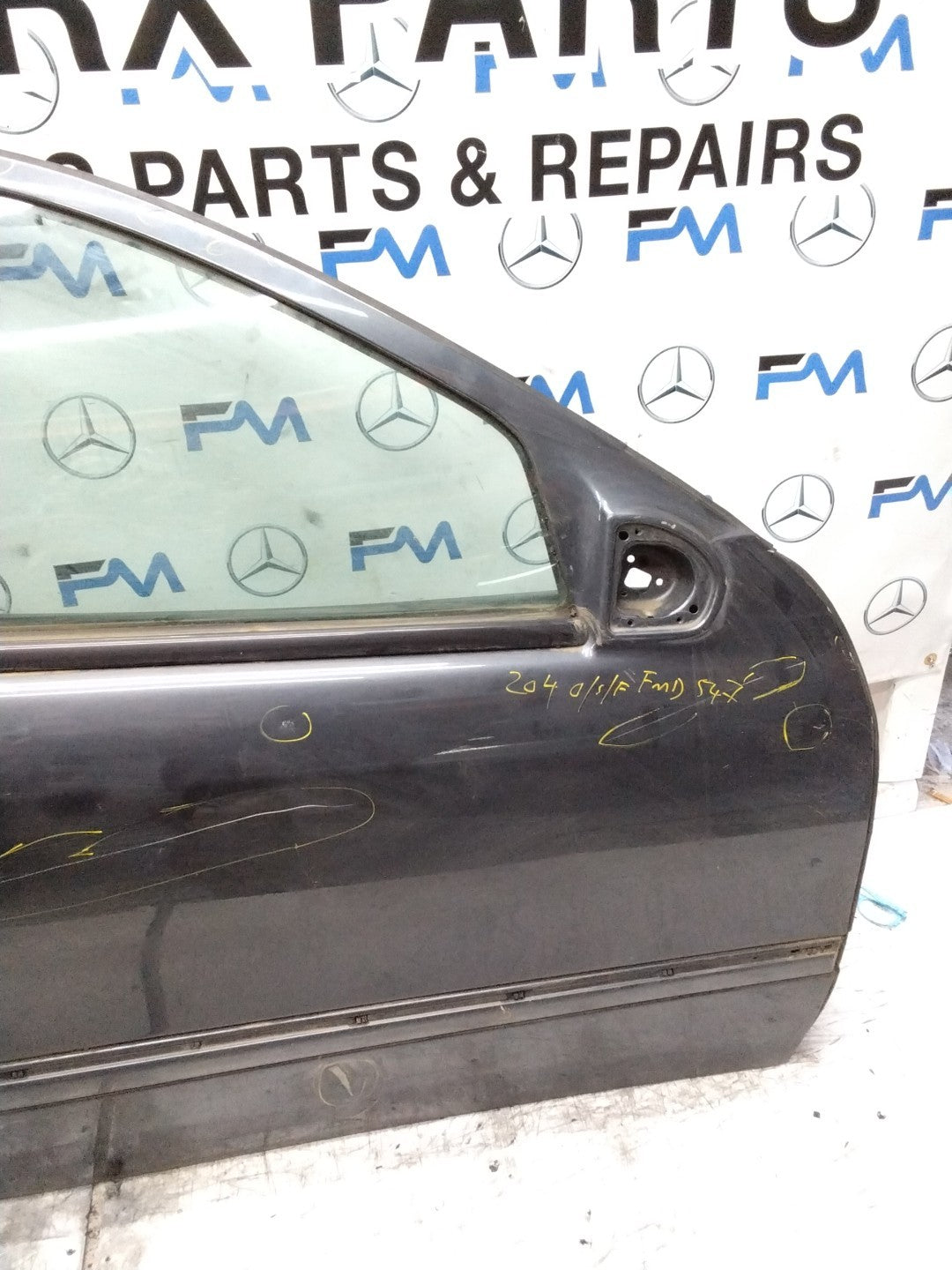 MERCEDES C-CLASS W204 SLN DRIVER FRONT DOOR OSF GREY 2008-14 COMPLETE FMD547