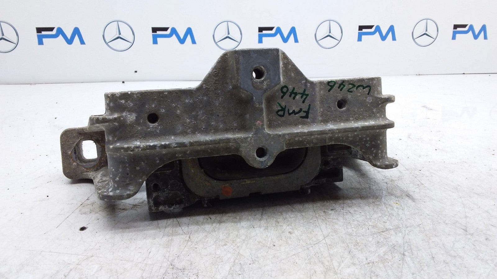 MERCEDES BENZ B-CLASS W246 ENGINE MOUNT RIGHT SIDE DIESEL  FMR446