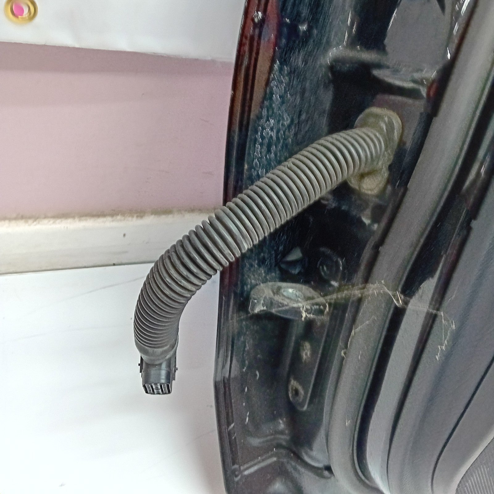MERCEDES BENZ E-CLASS  W212 DRIVER SIDE REAR DOOR ( OFF SIDE REAR ) FM03