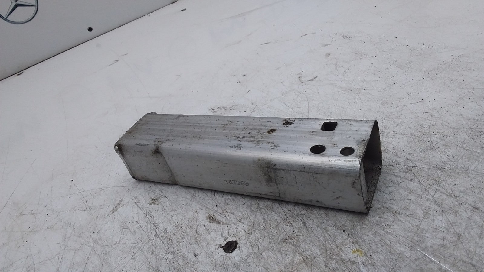 MERCEDES C-CLASS  W205 LOWER REINFORCEMENT CRASH ABSORBER BAR A2056203701 FMR392