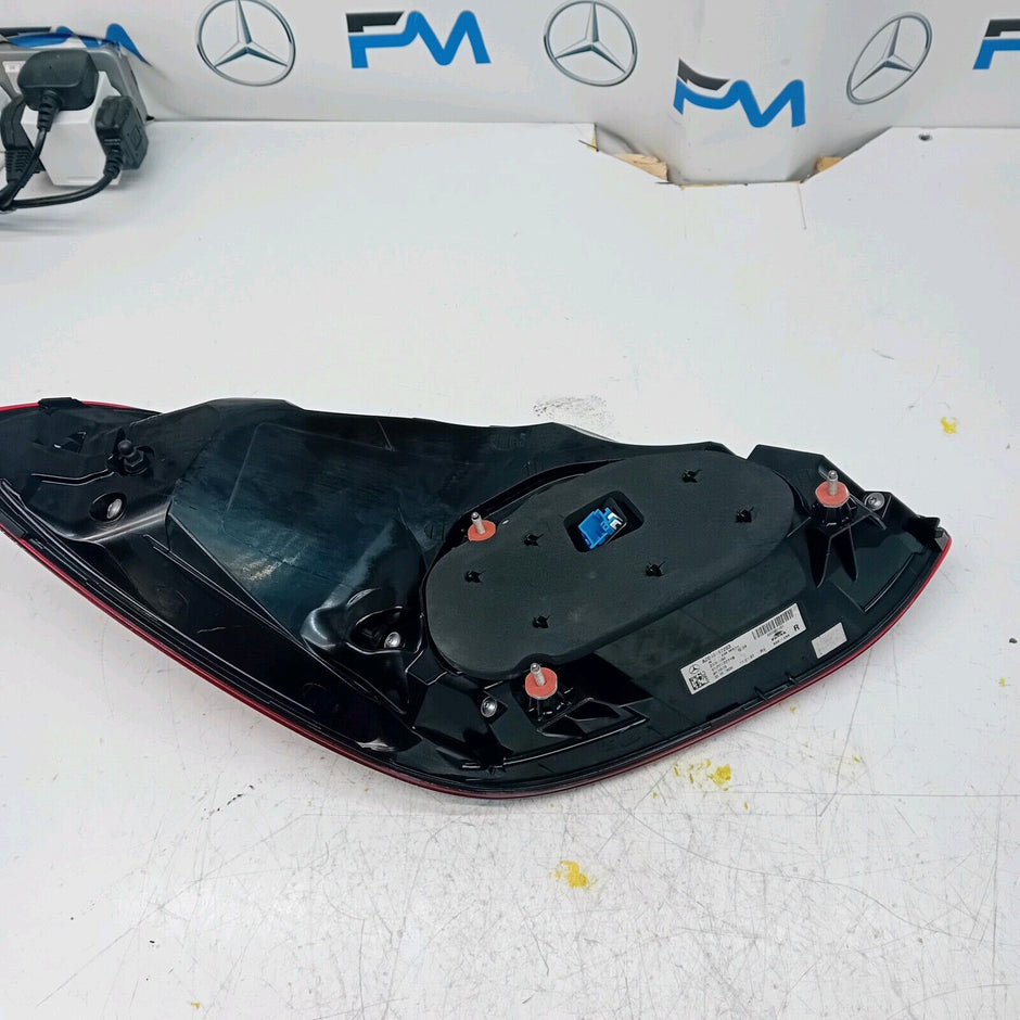 MERCEDES C-CLASS W205 COUPE 2020 REAR DRIVER O/S TAIL LIGHT A2059067203 FMT45