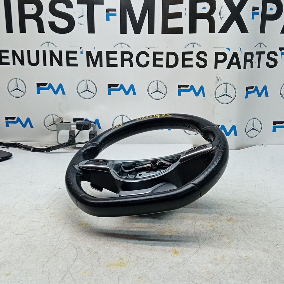 MERCEDES W205 C-CLASS MULTIFUNCTION STEERING WHEEL PFL 2014 A0004606700 FM001402