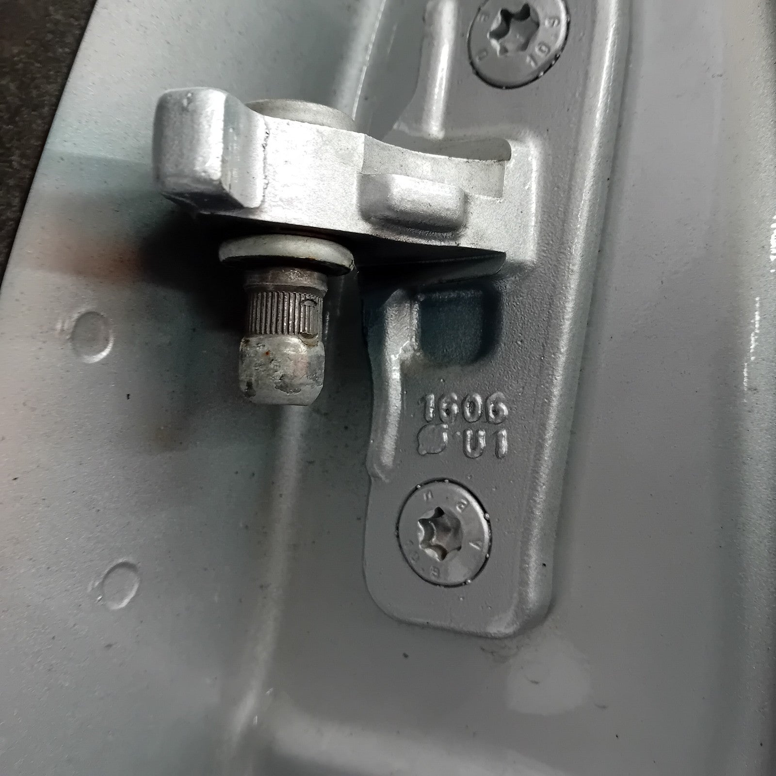 MERCEDES BENZ E CLASS W213 DRIVER SIDE REAR DOOR ( OFFSIDE REAR ) FMD13