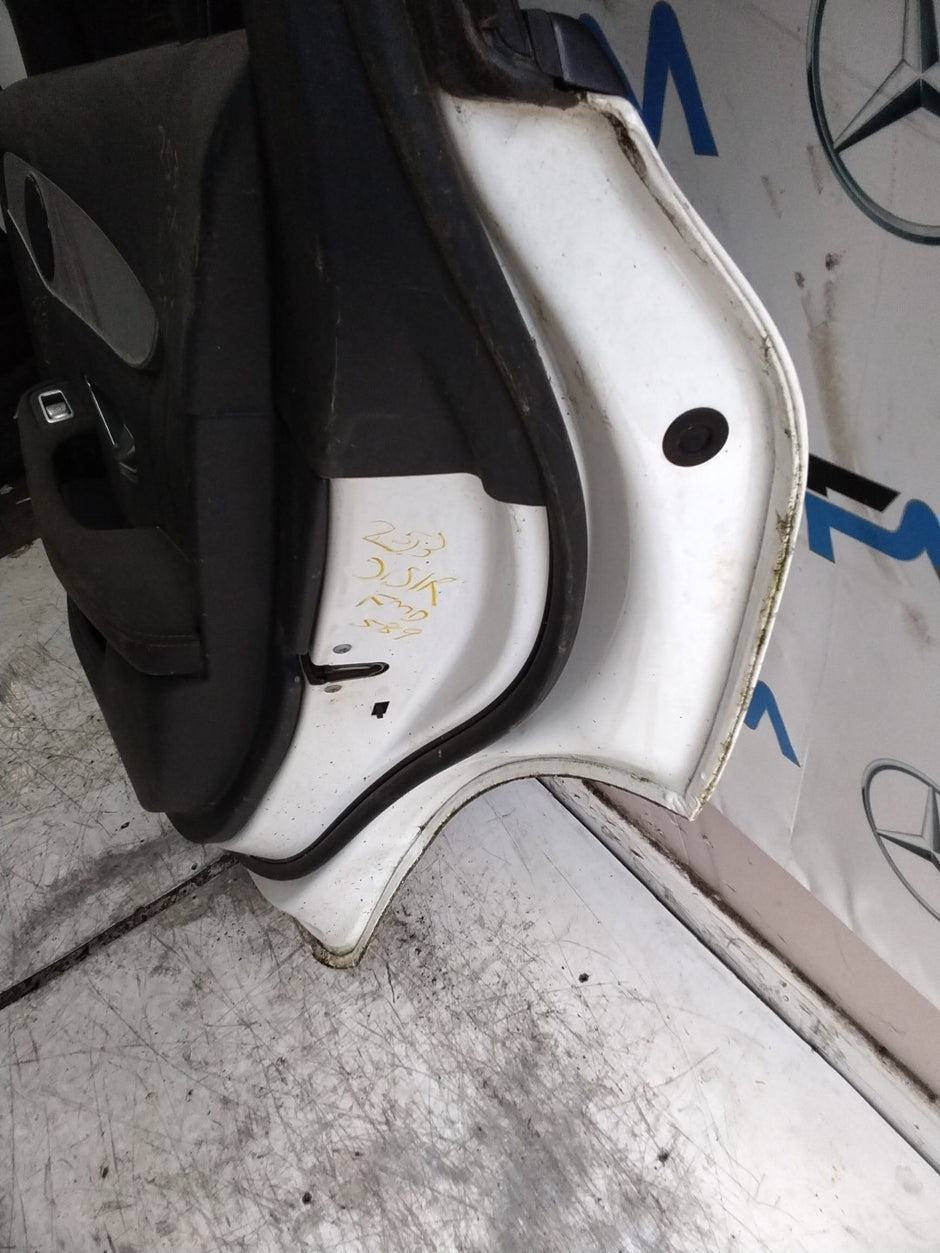 MERCEDES GLC X253  DRIVER REAR DOOR OSR WHITE 2016-22 FMD589