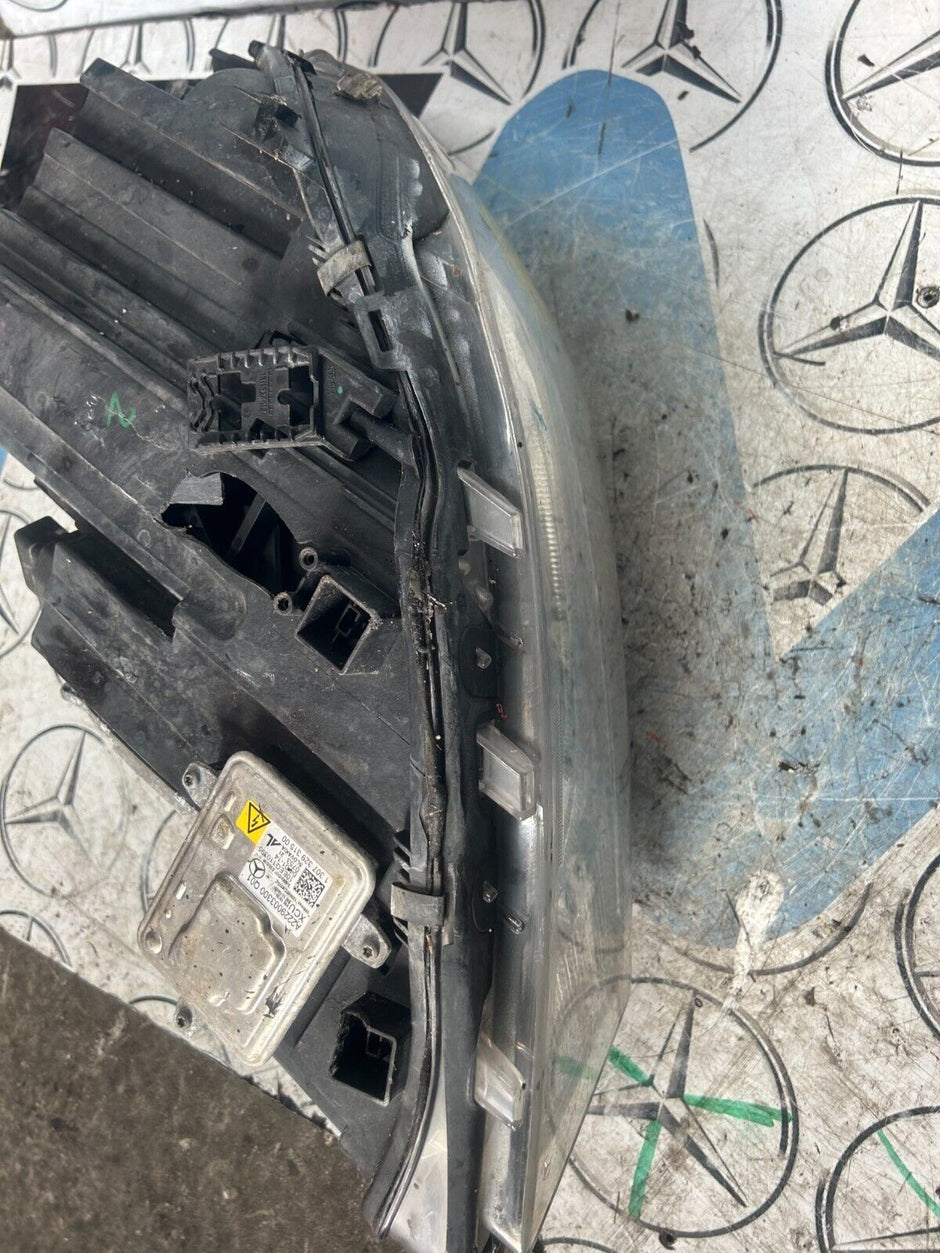 MERCEDES CLA 2014-2016 AMG W117 DRIVERSIDE O/S HEADLIGHT  A1179065400 FMH36