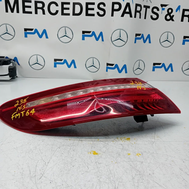 MERCEDES E-CLASS W238 2018 REAR PASSENGER N/S TAIL LIGHT A2389062001 FMT64