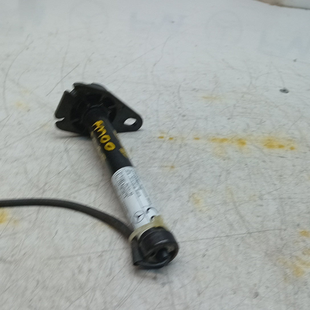 MERCEDES C CLASS W205 BONNET PEDESTRIAN ACTUATOR  A2059060002 2017 FM001445