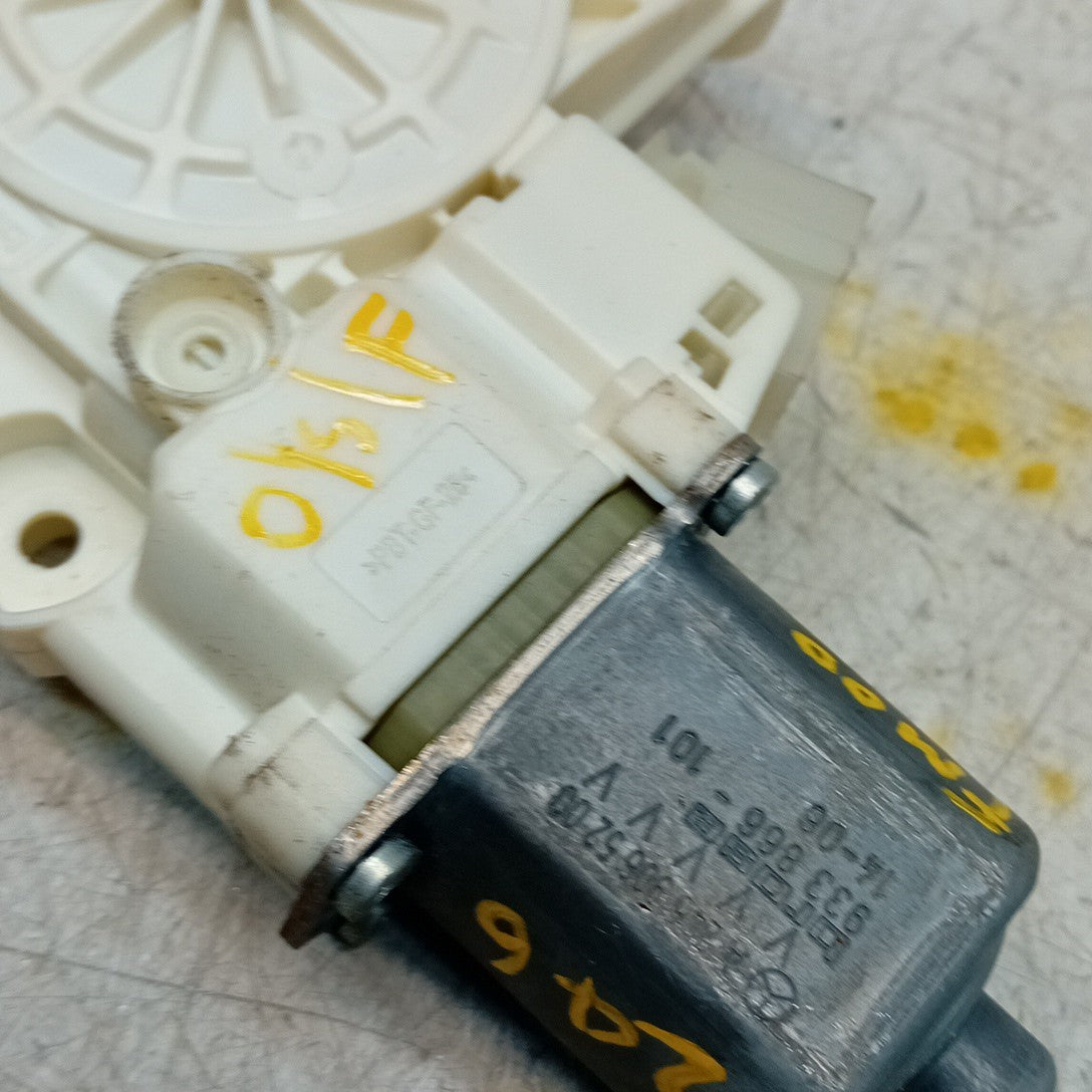 MERCEDES B-CLASS W246 WINDOW REGULATOR MOTOR RIGHT OSF A2469065200 FM001454