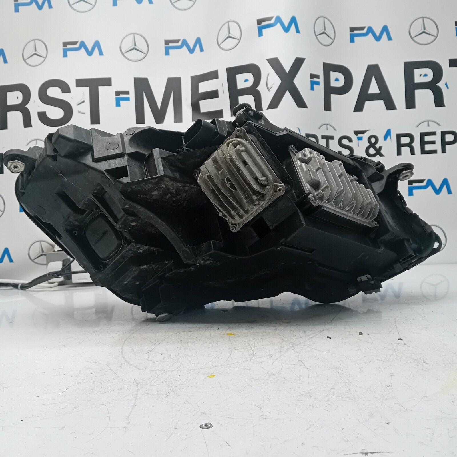 MERCEDES S-CLASS 2014 ONWARDS W222 HEADLIGHT PASSENGE SIDE OS A2229068602 FMH152