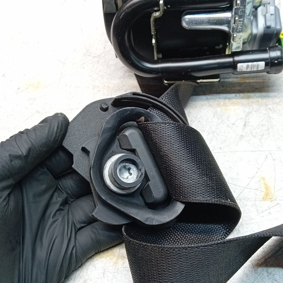 MERCEDES E-CLASS W212 SEAT BELT FRONT LEFT PASSENGER SIDE NSF A2128600786 FMS475