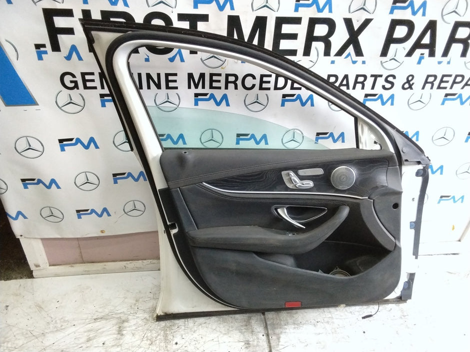 MERCEDES E-CLASS W213 SLN PASSENGER FRONT DOOR NSF WHITE 2016 ON COMPLETE FMD326
