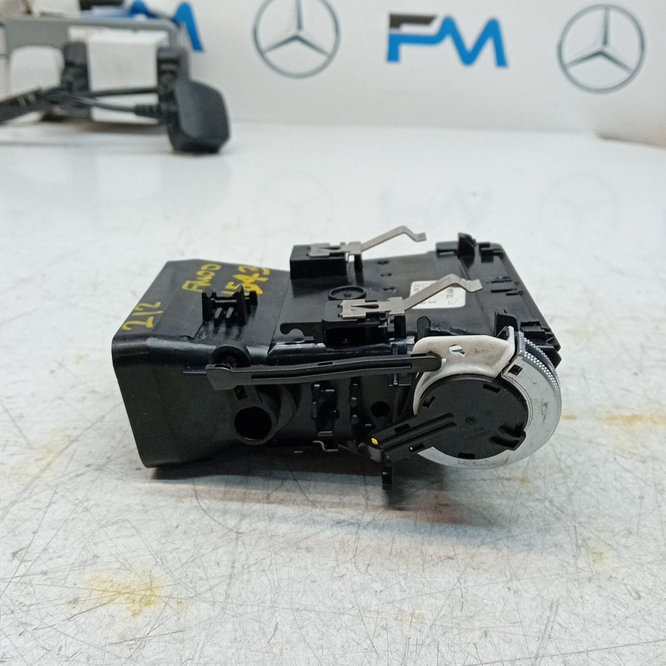 MERCEDES E-CLASS W212 DASHBOARD TRIM WITH AIR VENT 2016 ON A21268303354 FM001543