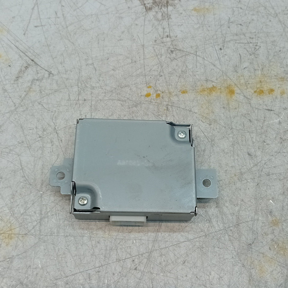 MITSUBISHI OUTLANDER RADAR DISTANCE CONTROL MODULE  8638A140 12014-2021 FM001624
