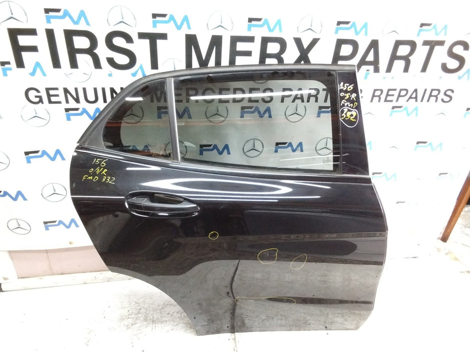 MERCEDES BENZ GLA X156 DRIVER REAR DOOR OSR BLACK 2014-16 COMPLETE FMD332
