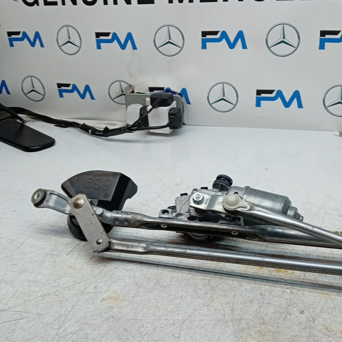 MITSUBISHI OUTLANDER MK3 WIPER MOTOR FRONT AND LINKAGE 1593005620 FM001602