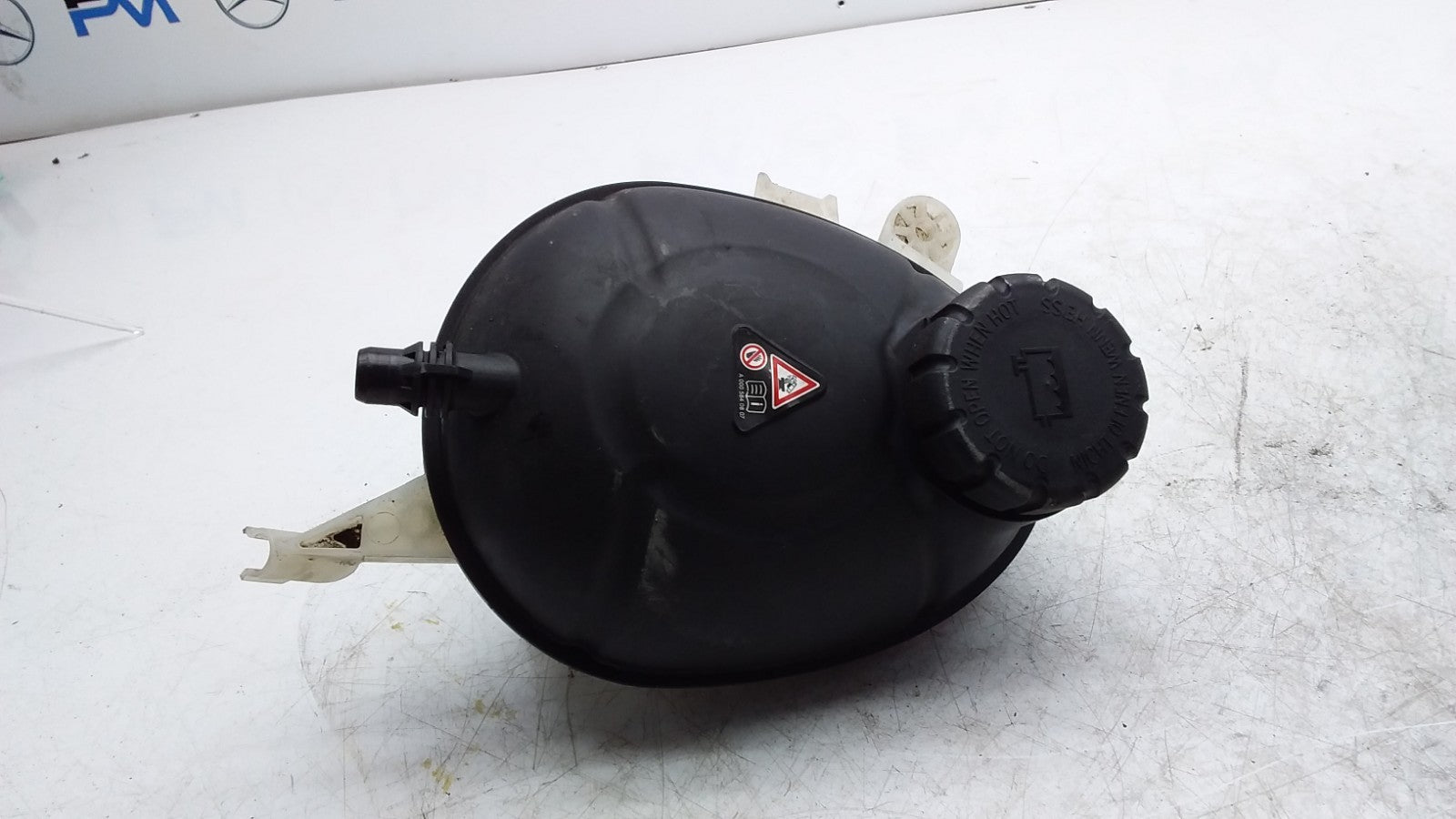 MERCEDES BENZ C-CLS W205 COOLANT EXPANSION TANK A2055000049 FMR456