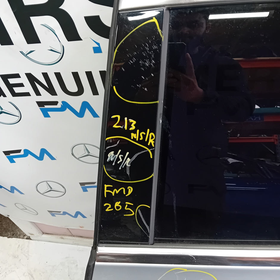 MERCEDES E-CLASS W213 SLN PASSENGER REAR DOOR NSR SILVER 2016 ON COMPLETE FMD265