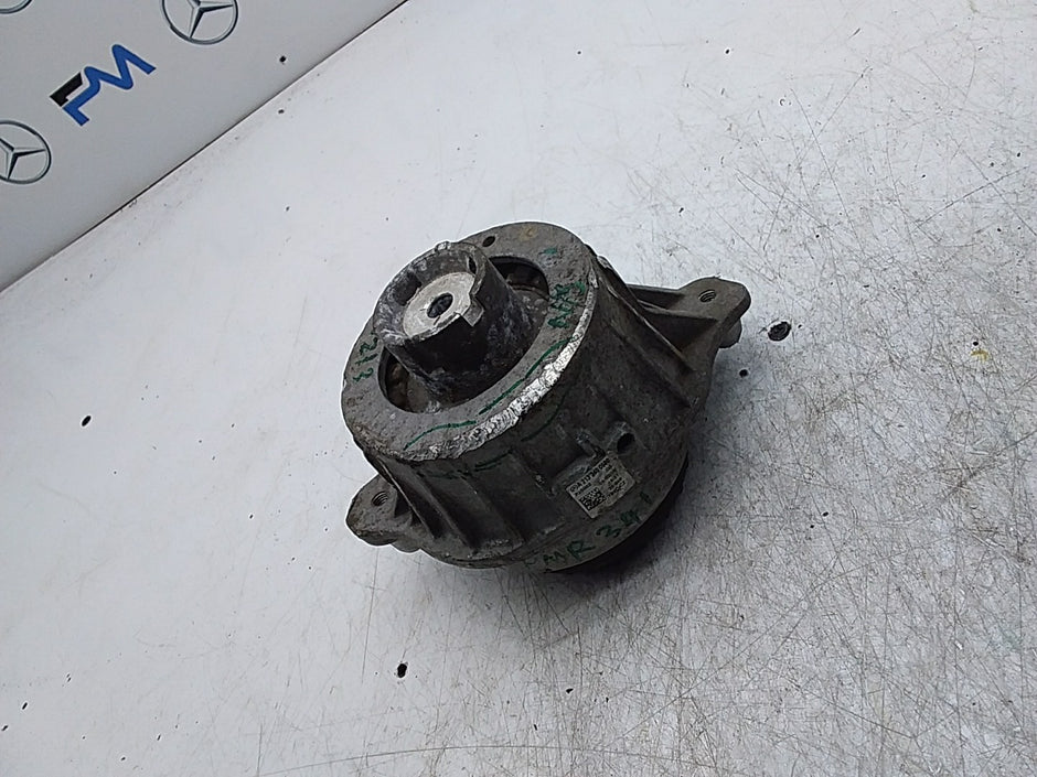 MERCEDES BENZ  E-CLASS  W213  ENGINE MOUNT LEFT NS A2132400500 FMR341