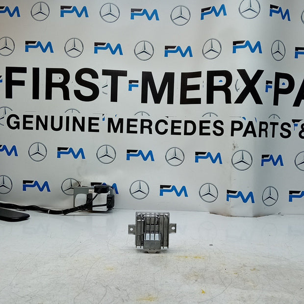 MERCEDES BENZ E-CLASS W213 HARMAN AUDIO AMPLIFIER 2016 A2139005932 FM001343