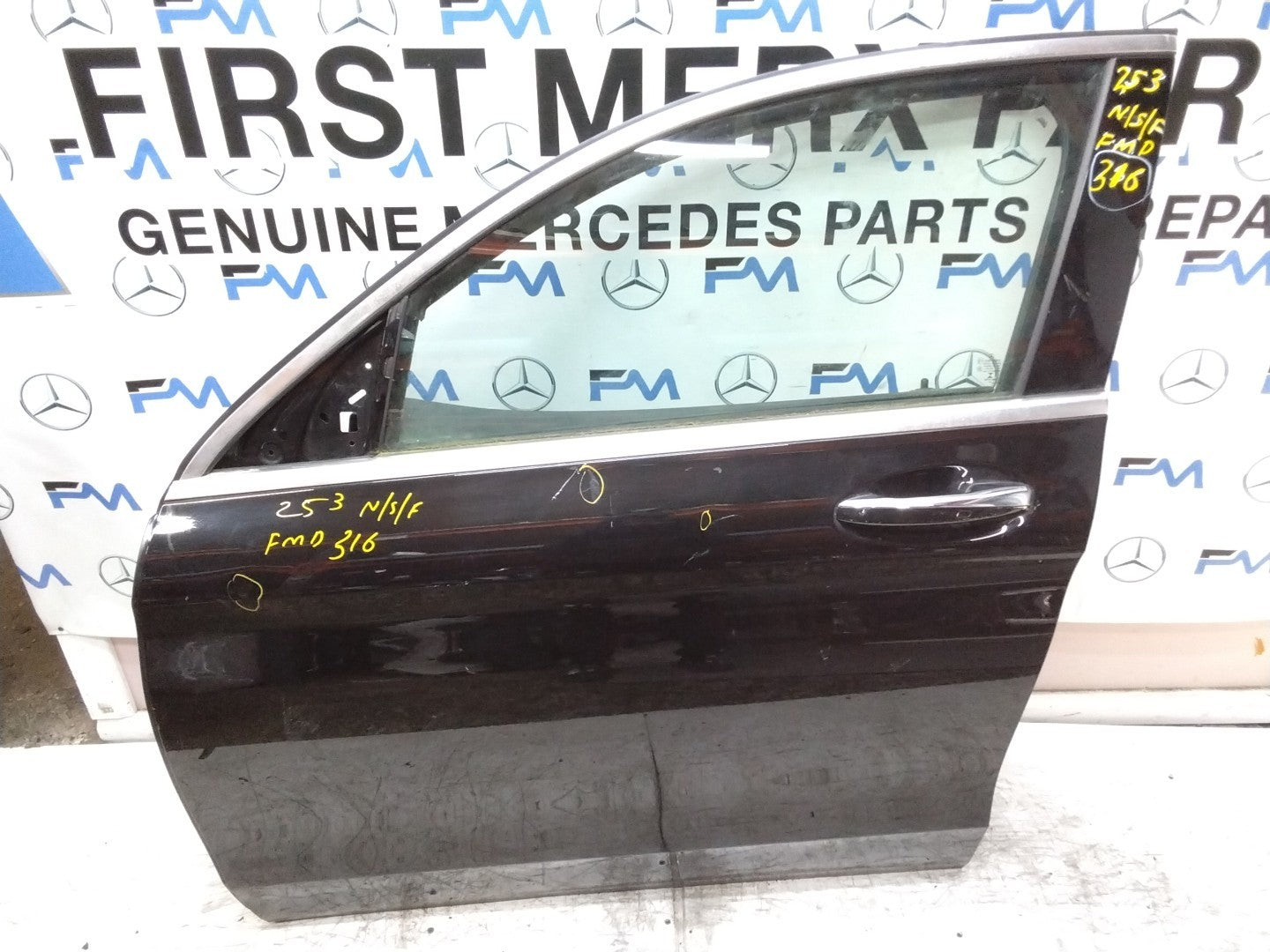 MERCEDES BENZ GLC X253 PASSENGER FRONT DOOR NSF BLACK 2016 ON COMPLETE FMD316