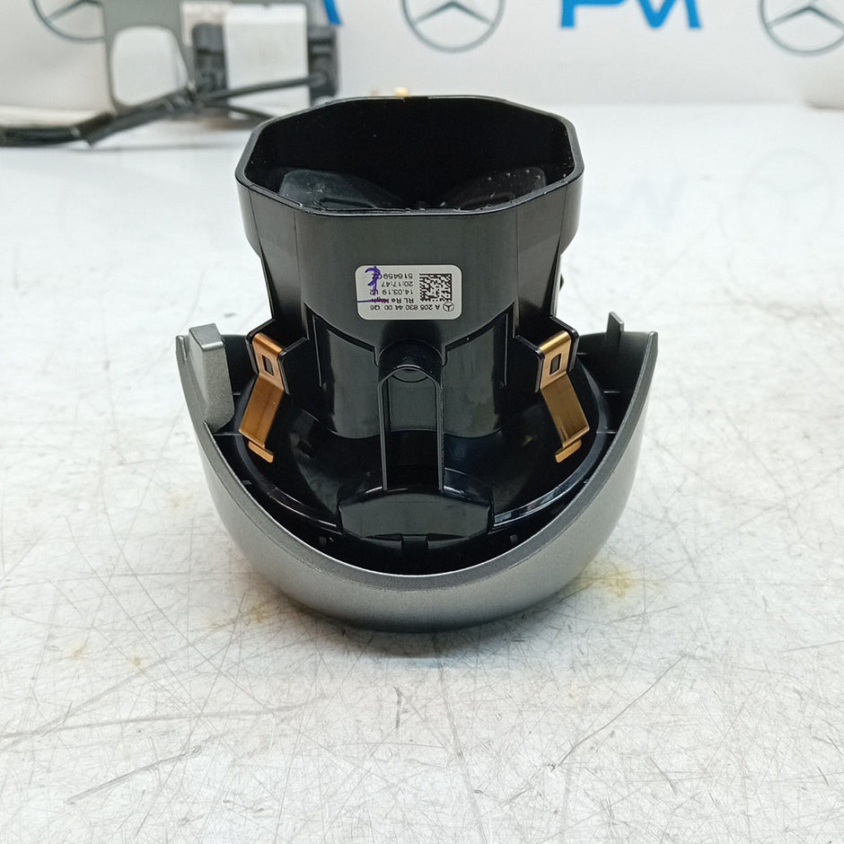 MERCEDES BENZ C-CLASS W205 DASHBOARD AIR VENT 2016 A2058304400 FM001520