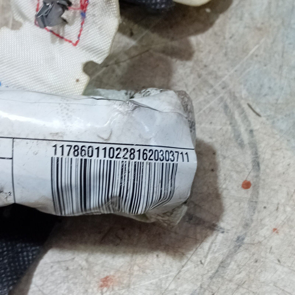 MERCEDES CLA CURTAIN AIBAG ROOF LEFT PASSENG SIDE MK19 (24) 2013-2019 1178601102
