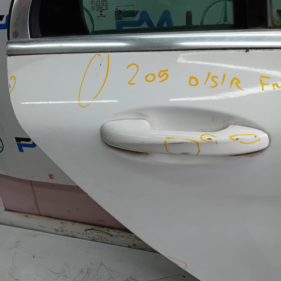 MERCEDES C-CLASS W205 DRIVER REAR DOOR OSR WHITE 2014 ON COMPLETE FMD446