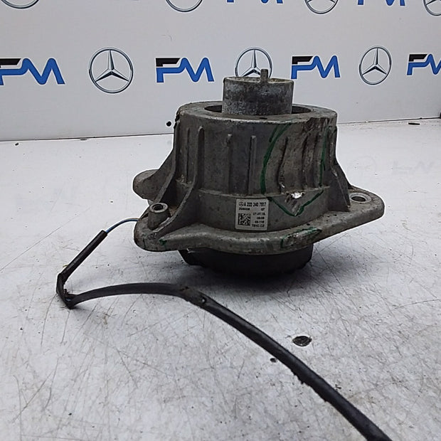 MERCEDES BENZ  S-CLASS W222  ENGINE MOUNT LEFT NS A2222407517 FMR326 (DAMAGED)