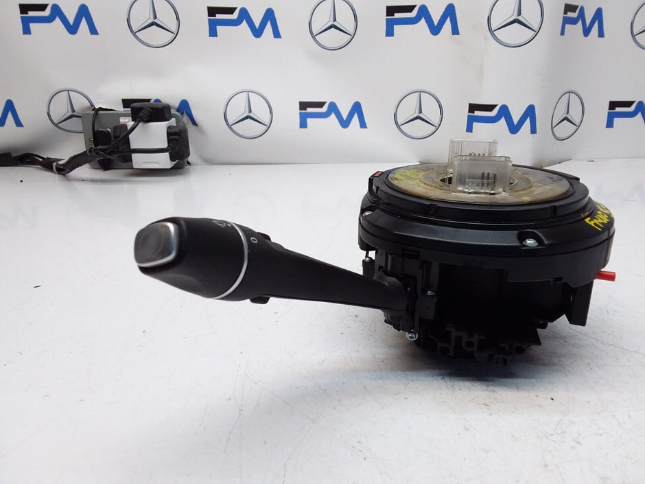 Mercedes  GLA W156 INDICATOR/WIPER GEAR SELECT + SQUIB  2012 FM00544