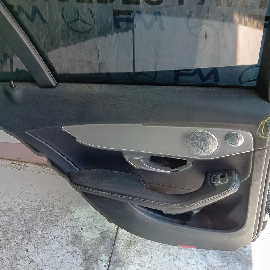 MERCEDES C-CLASS W205 PASSENGER REAR DOOR NSR 2014 GREY COMPLETE FMD487