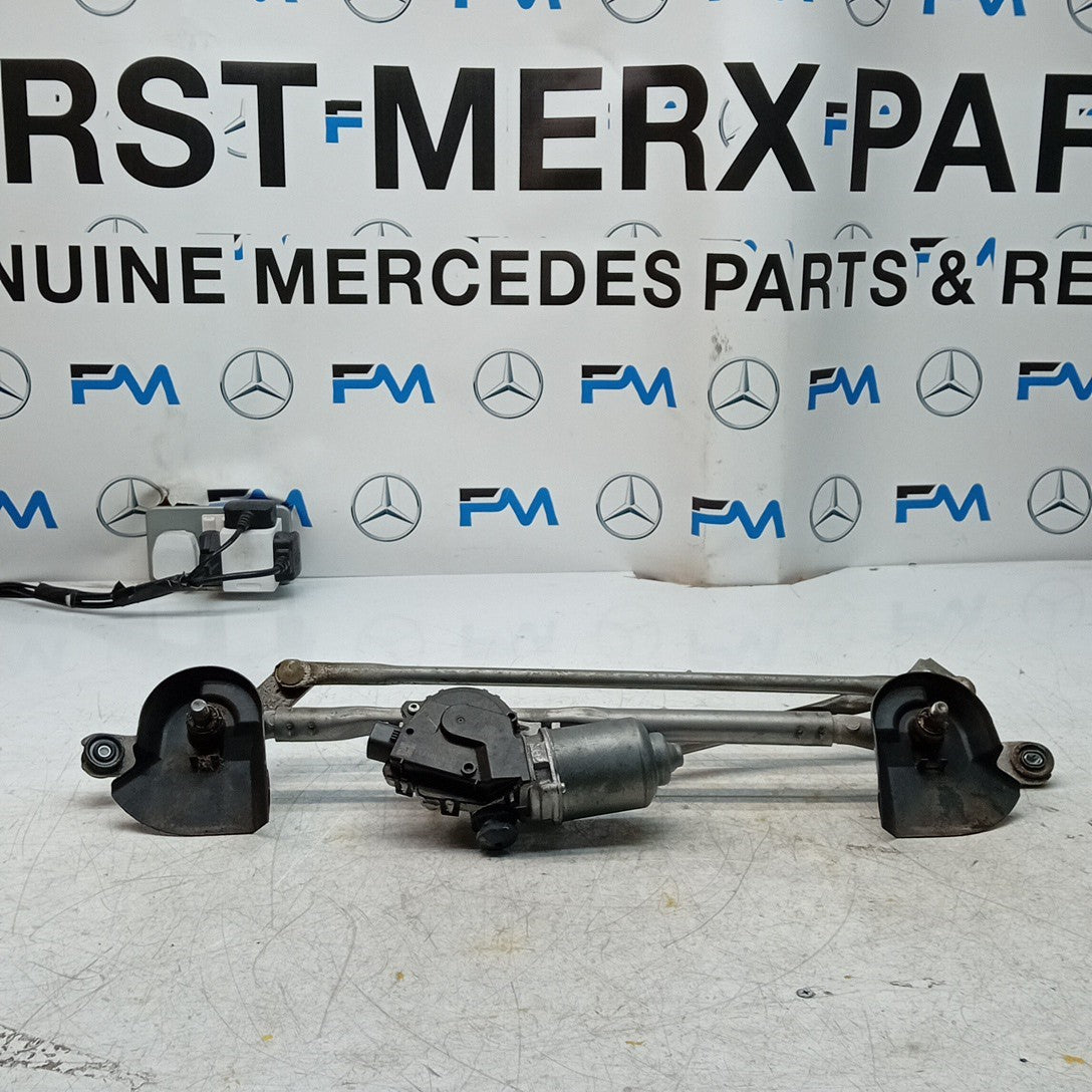 MITSUBISHI OUTLANDER MK3 WIPER MOTOR FRONT AND LINKAGE 1593005620 FM001602