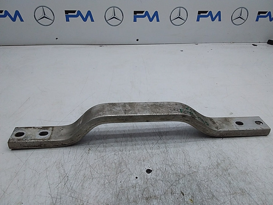 MERCEDES C-CLASS W205 BOTTOM STIFFENING BRACE MOUNT  BEAM A2056107001 FMR240