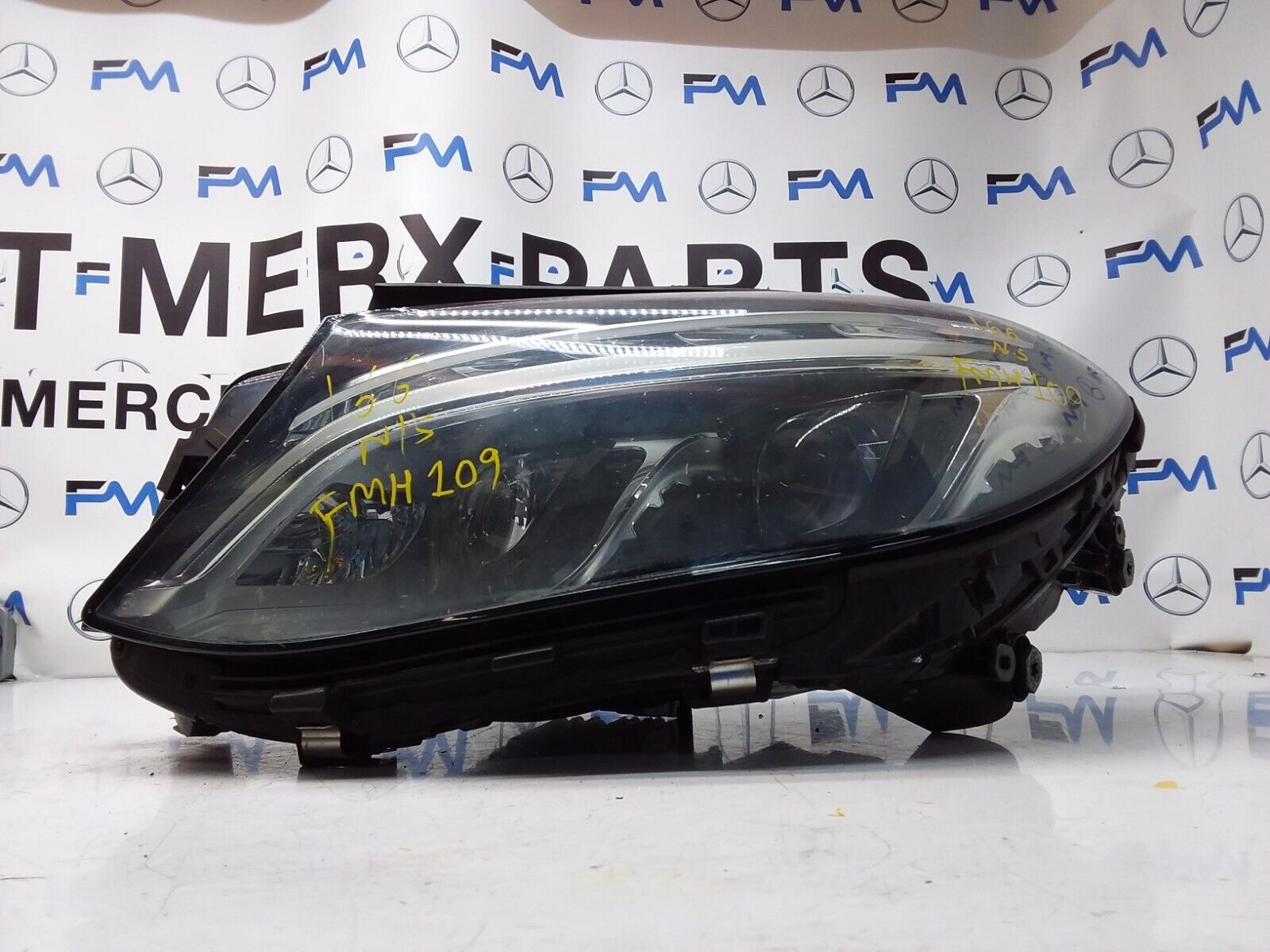 18 MERCEDES GLE W166 COMPLETE FACELIFT HEADLIGHT PASSENGER NS A1669064103 FMH109